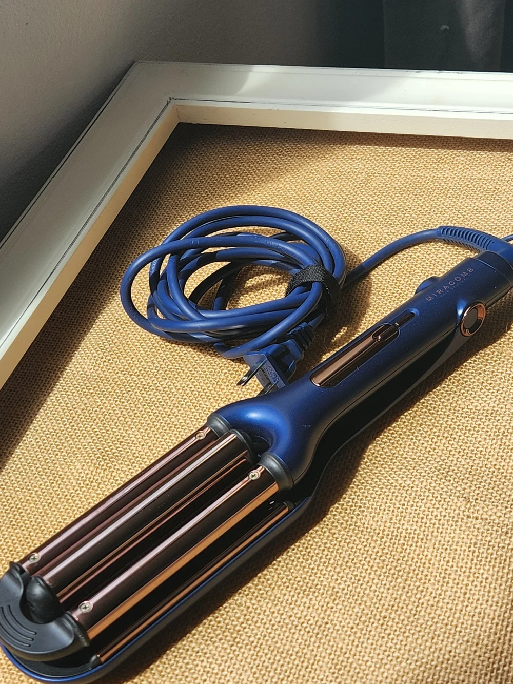 MIRACOMB Ion Titanium Deep Waver Smart Hair Crimper – Royal Blue Tested